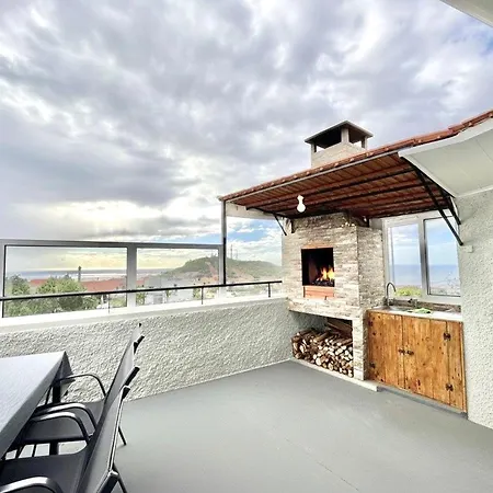 Yara House * Câmara de Lobos