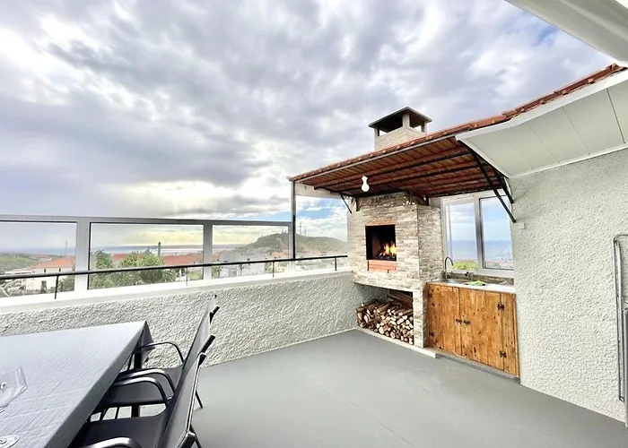 Yara House * Câmara de Lobos