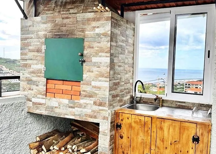 Yara House * Camara de Lobos